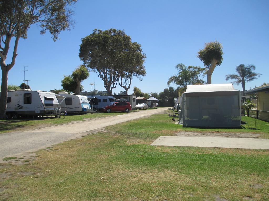 Echo Beach Tourist Park Lakes Entrance Exteriör bild