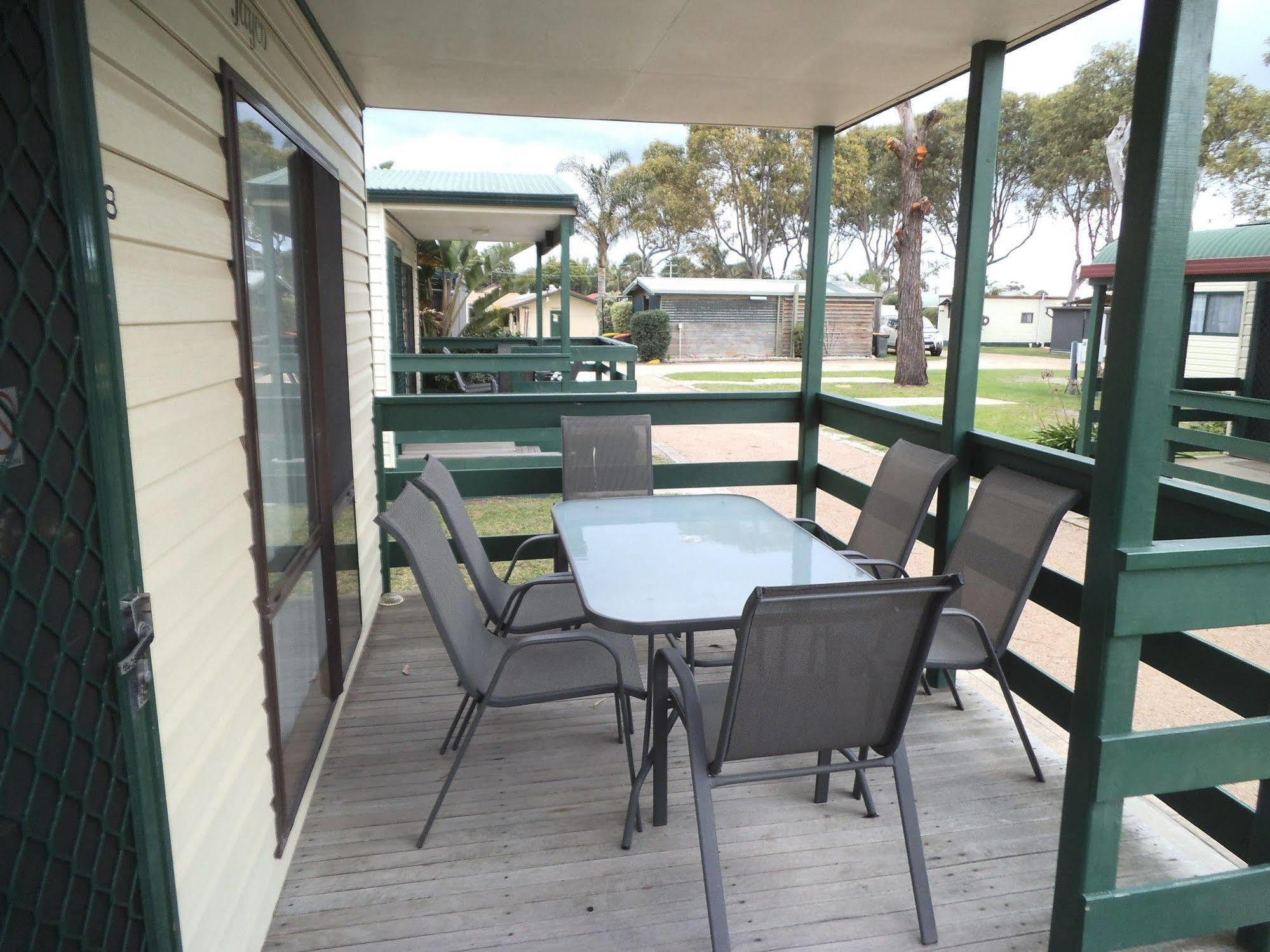 Echo Beach Tourist Park Lakes Entrance Exteriör bild